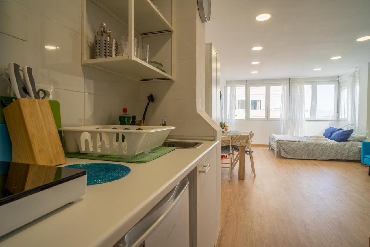 Apt. P/3 10' From The Beach W/Wifi In Τορρεμολίνος Εξωτερικό φωτογραφία