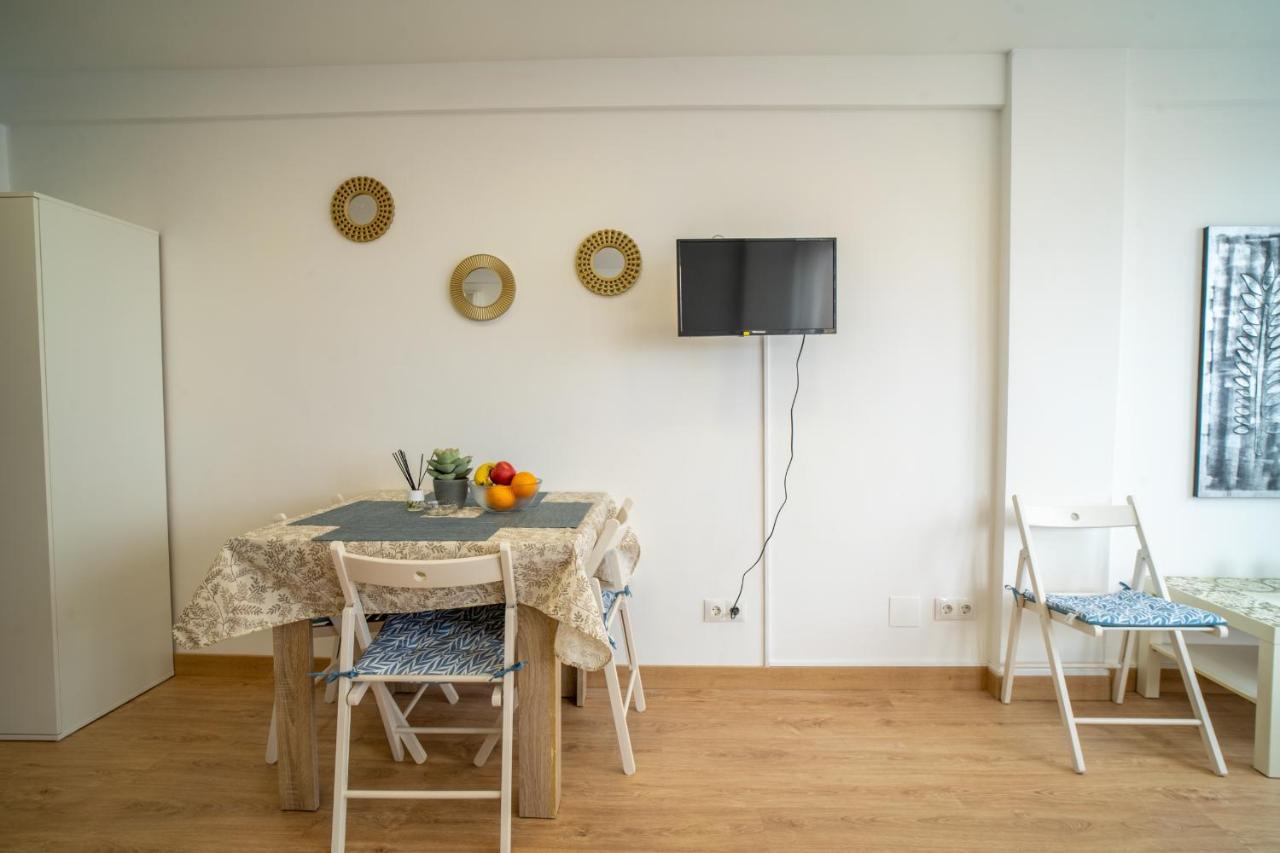Apt. P/3 10' From The Beach W/Wifi In Τορρεμολίνος Εξωτερικό φωτογραφία